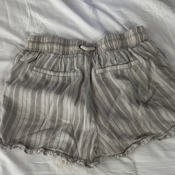 SO Women's High Waist Gray Striped Shorts - Picture 3 of 3